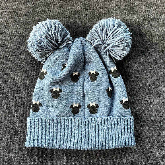 NWT Gap Minnie Mouse Beanie with Pom Poms - Picture 3 of 5